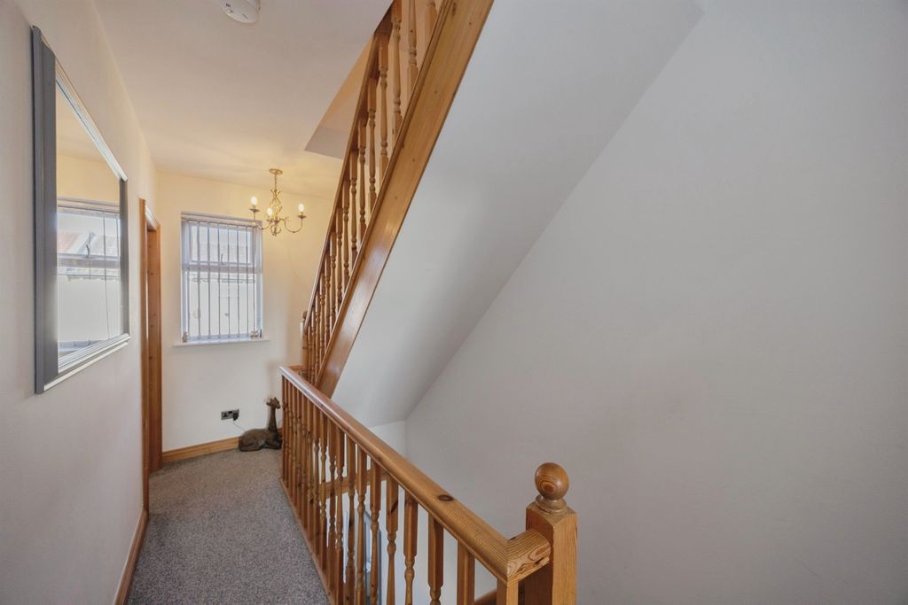 Additional image 10 of 4 bed terraced house for saleMeon Road, Southsea PO4