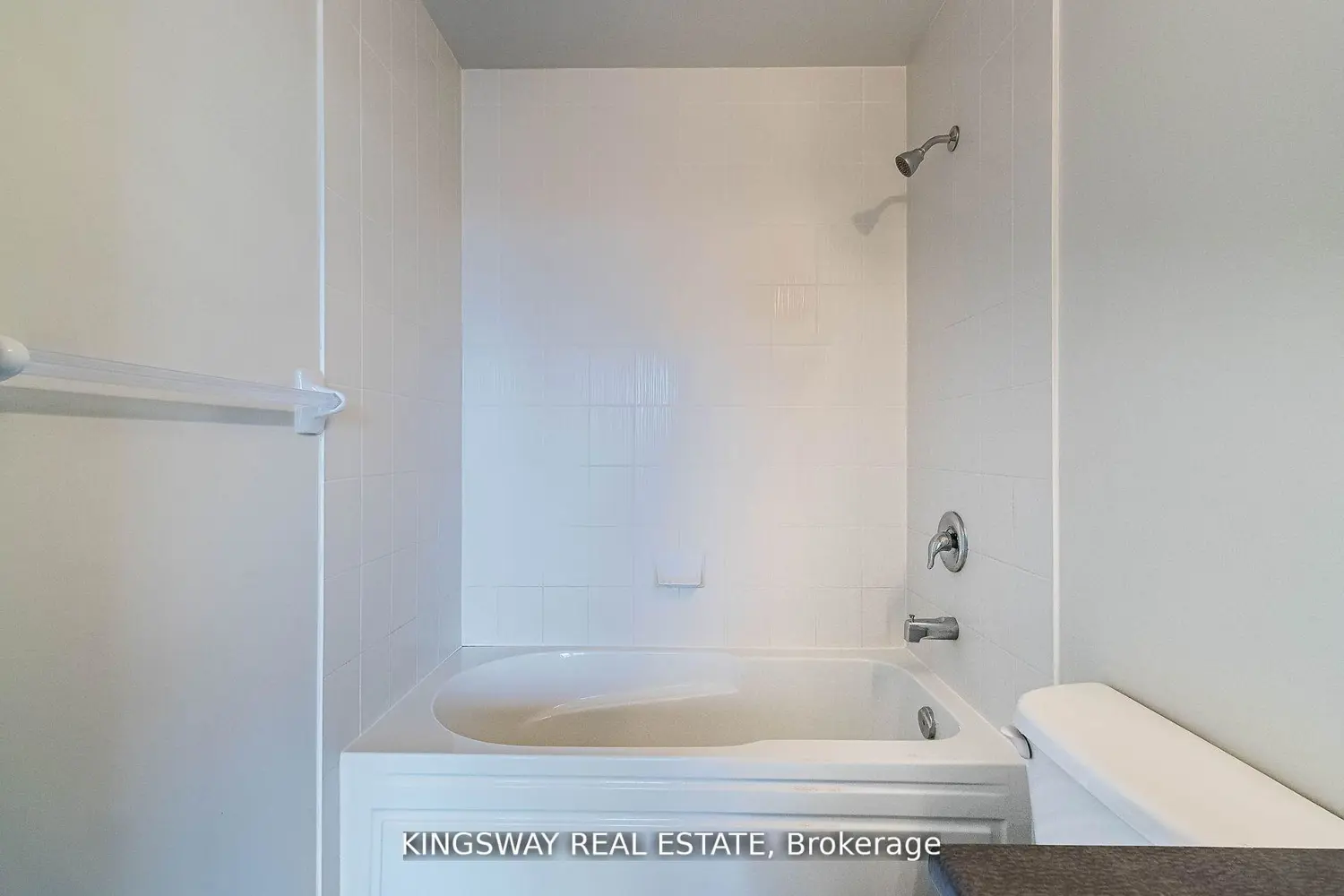Additional image 15 of 349 Rathburn Road 217