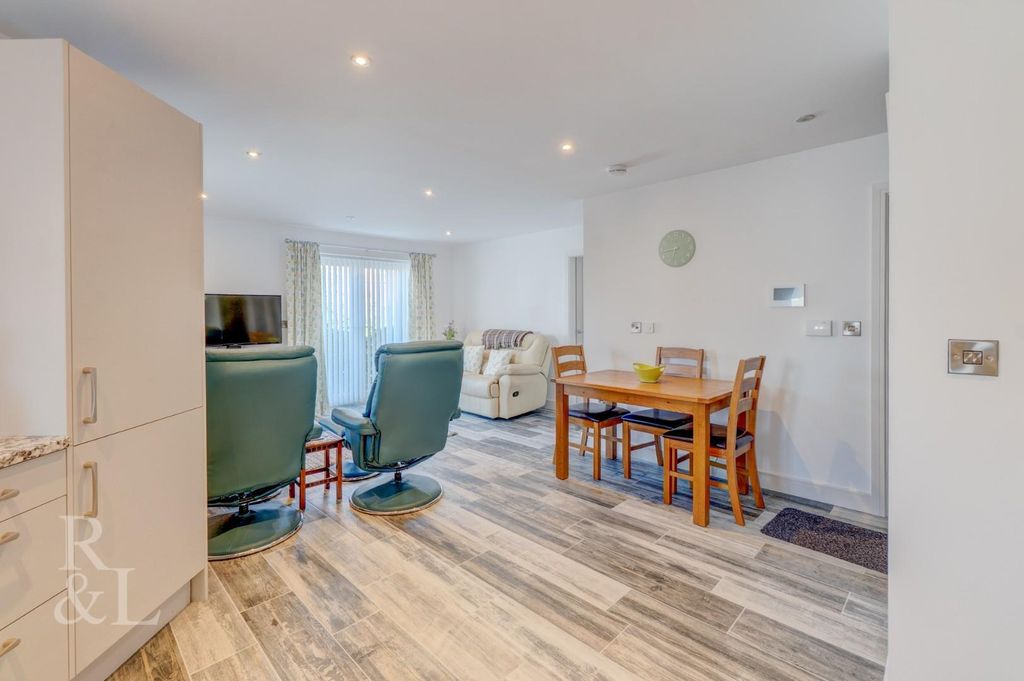 Additional image 4 of 2 bed flat for saleBlind Lane, Keyworth, Nottingham NG12