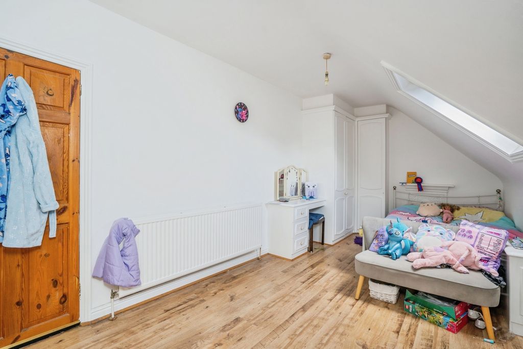 Additional image 21 of 2 bed property for saleGladys Avenue, Portsmouth, Hampshire PO2