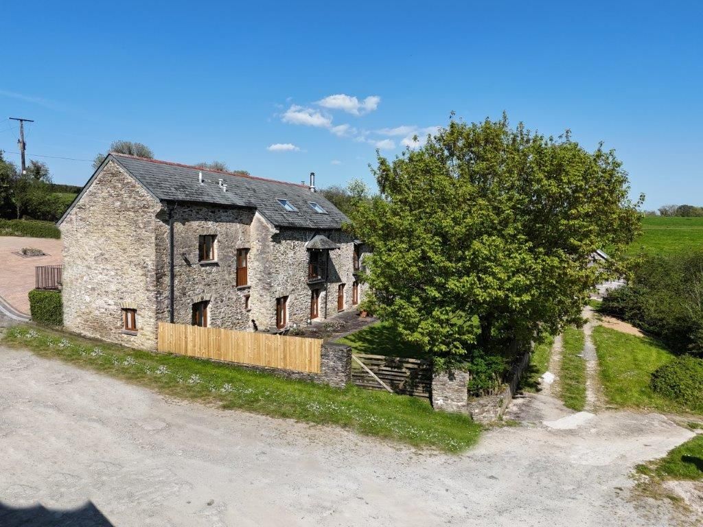 5 bed detached house for saleBere Alston, Yelverton - Devon PL20