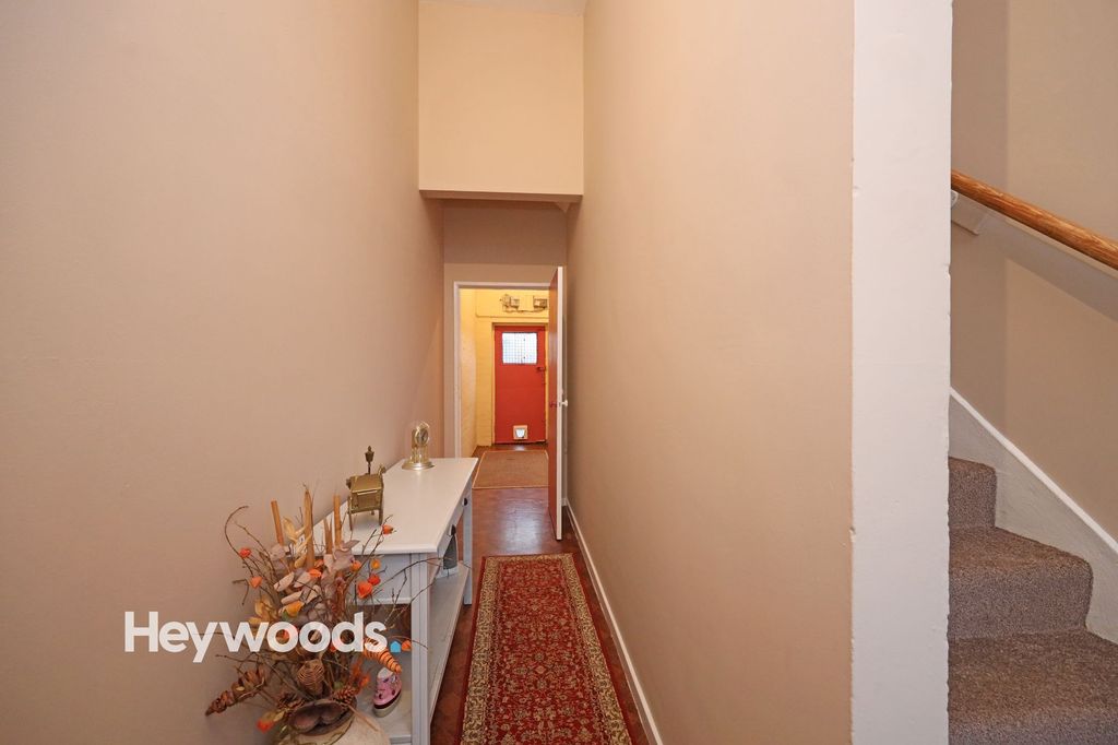 Additional image 15 of 2 bed flat for saleHanbridge Avenue, Bradwell, Newcastle Under Lyme ST5