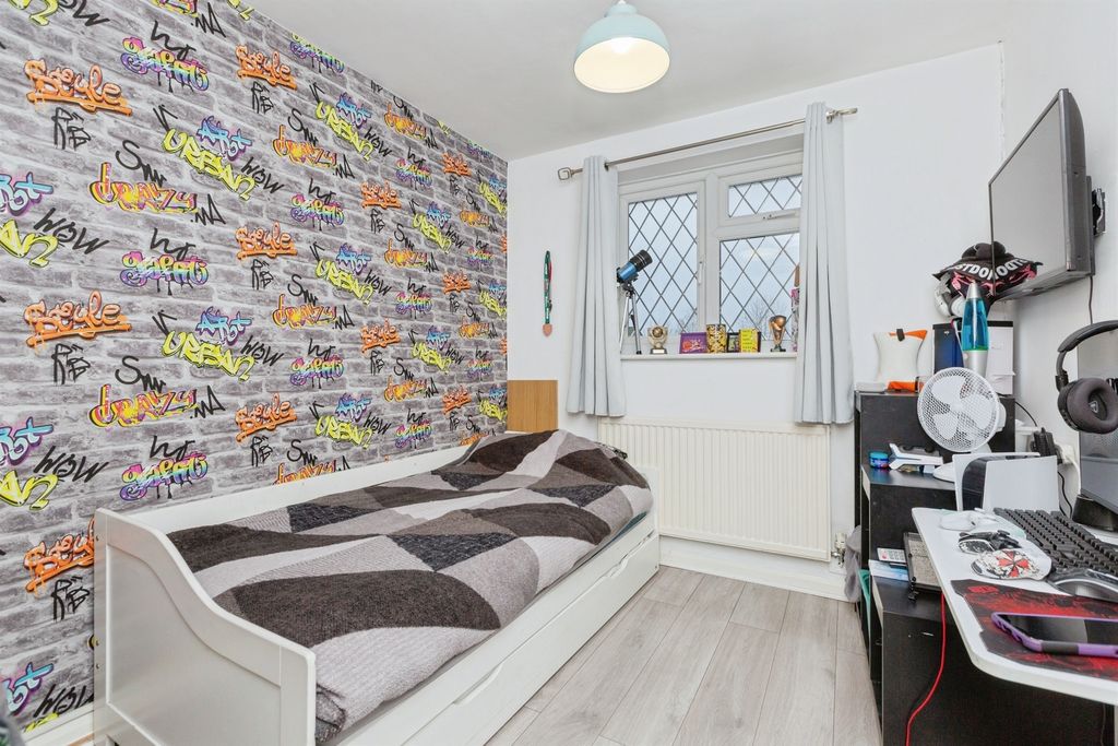 Additional image 15 of 4 bed detached house for saleBurnham Drive, Whetstone, Leicester LE8