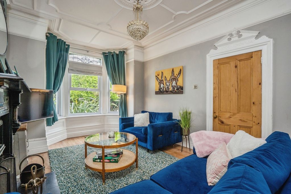 Additional image 7 of 3 bed terraced house for saleLaburnum Grove, Portsmouth, Hampshire PO2