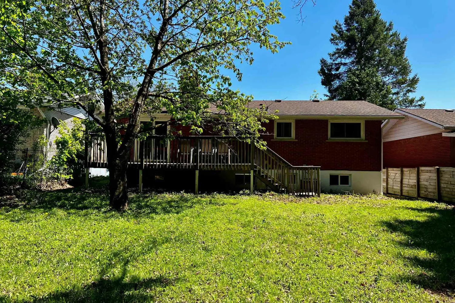 Additional image 19 of 194 Cedarbrae Avenue