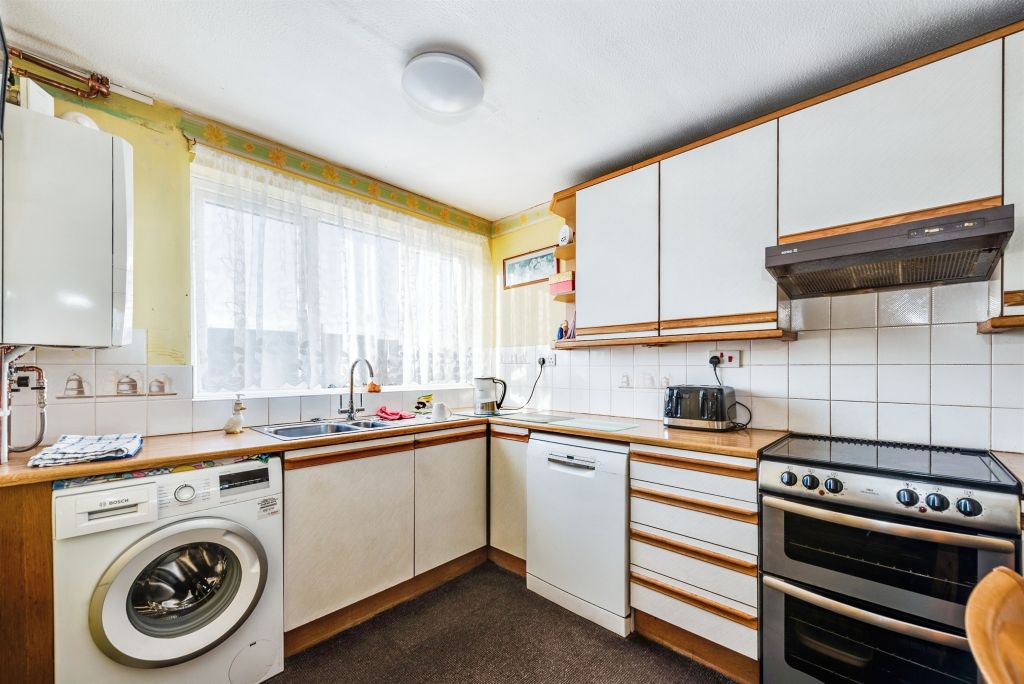 Additional image 4 of 3 bed maisonette for saleLowell Place, Witney OX28