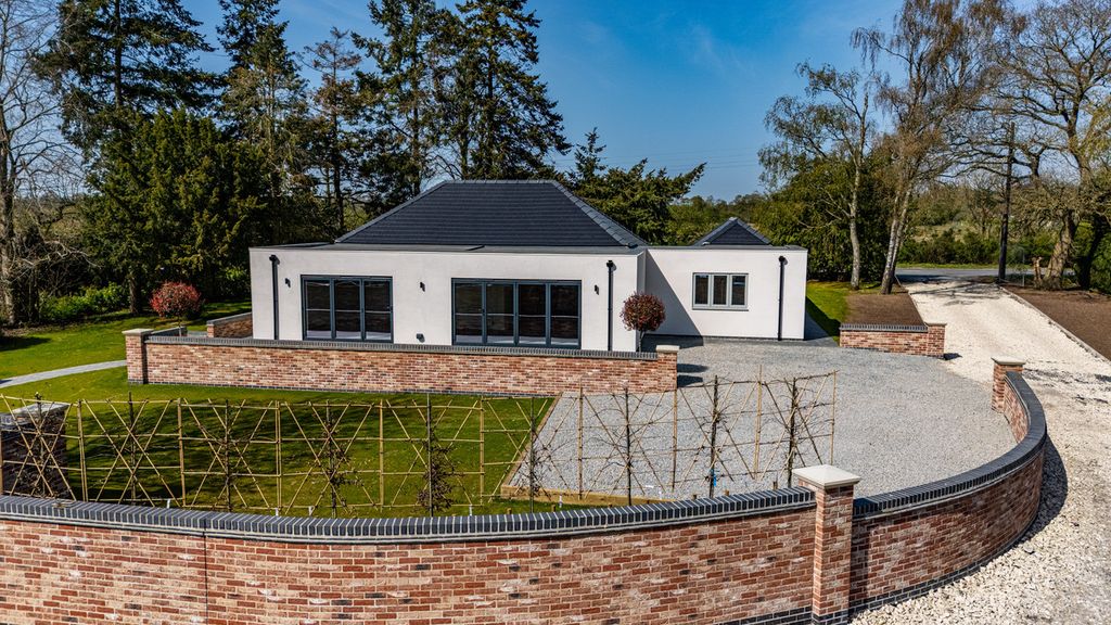 Additional image 7 of 4 bed detached bungalow for saleHorncastle Road, Woodhall Spa, Lincolnshire LN10