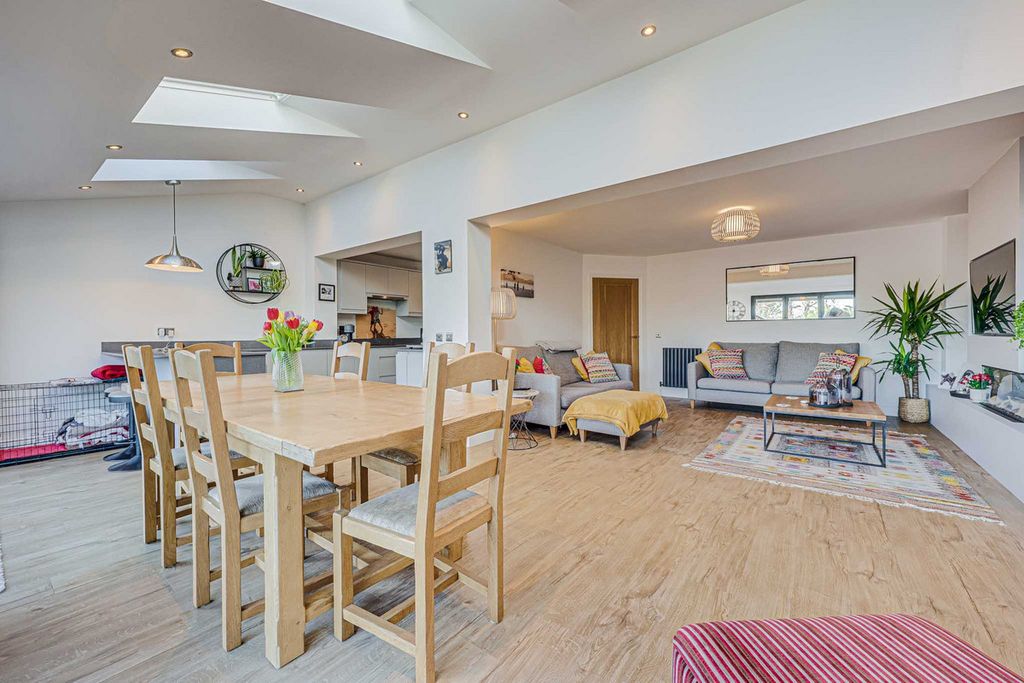 Additional image 9 of 4 bed detached house for saleCharters Court, Wickford SS11