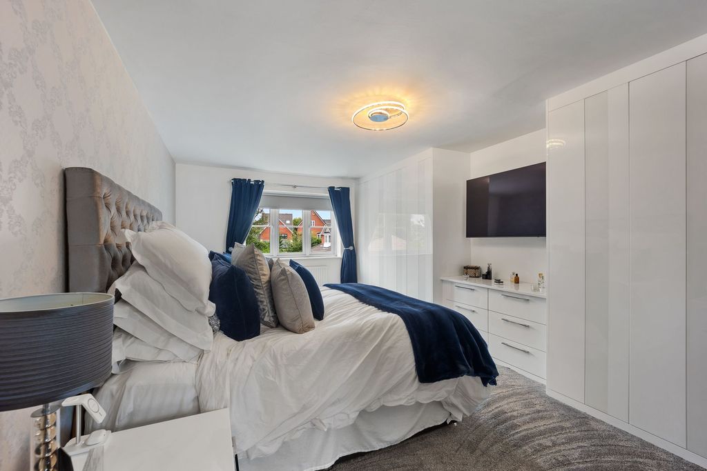 Additional image 17 of 5 bed detached house for saleBlack Horse Lane, Widnes WA8