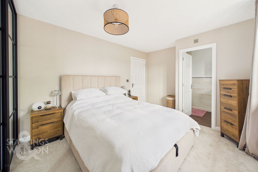 Additional image 14 of 4 bed link detached house for salePetunia Court, Wymondham NR18
