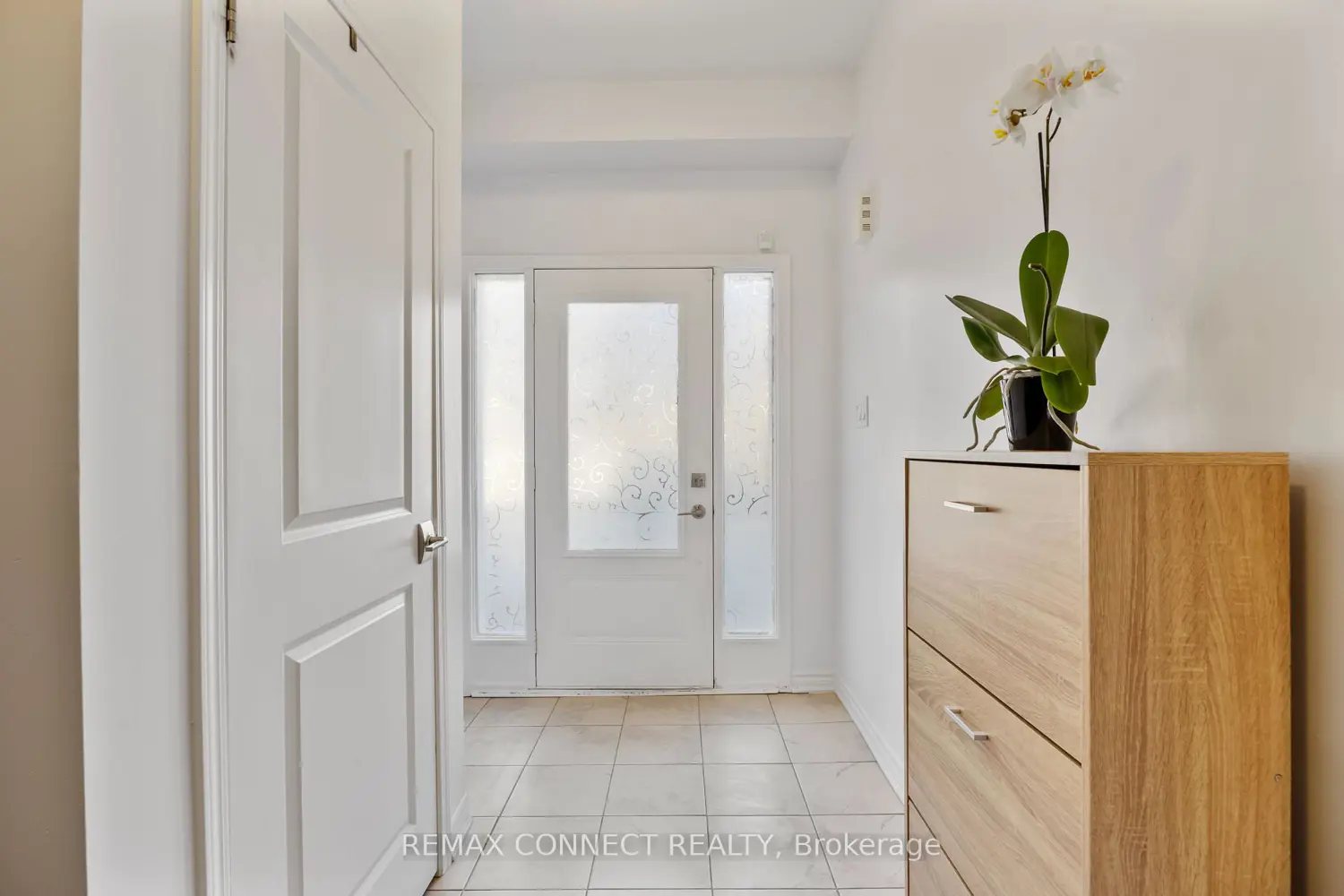 56 Heron Park Place photo 3