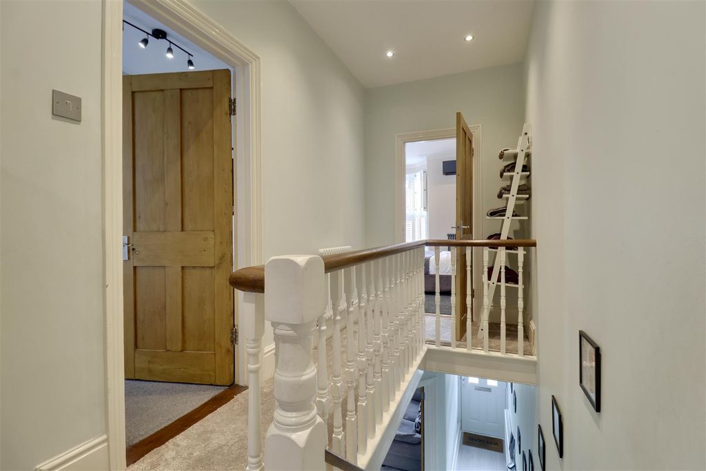 Additional image 21 of 3 bed property for saleHaslemere Road, Southsea PO4