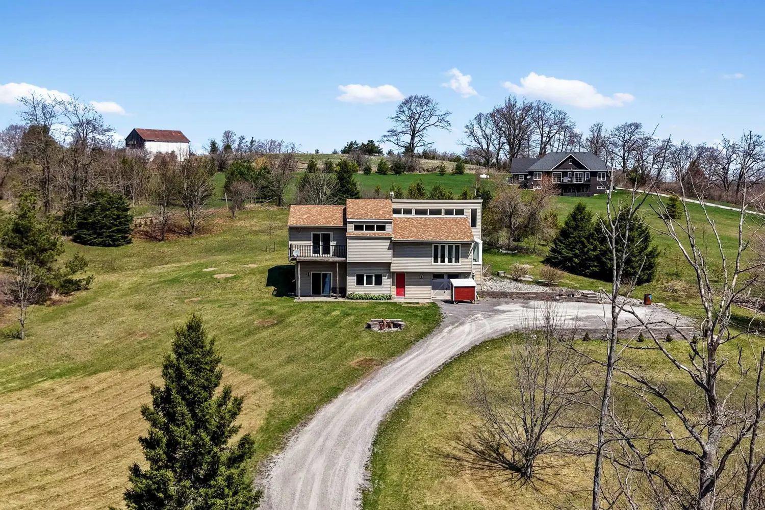 110 Davis Road photo 2