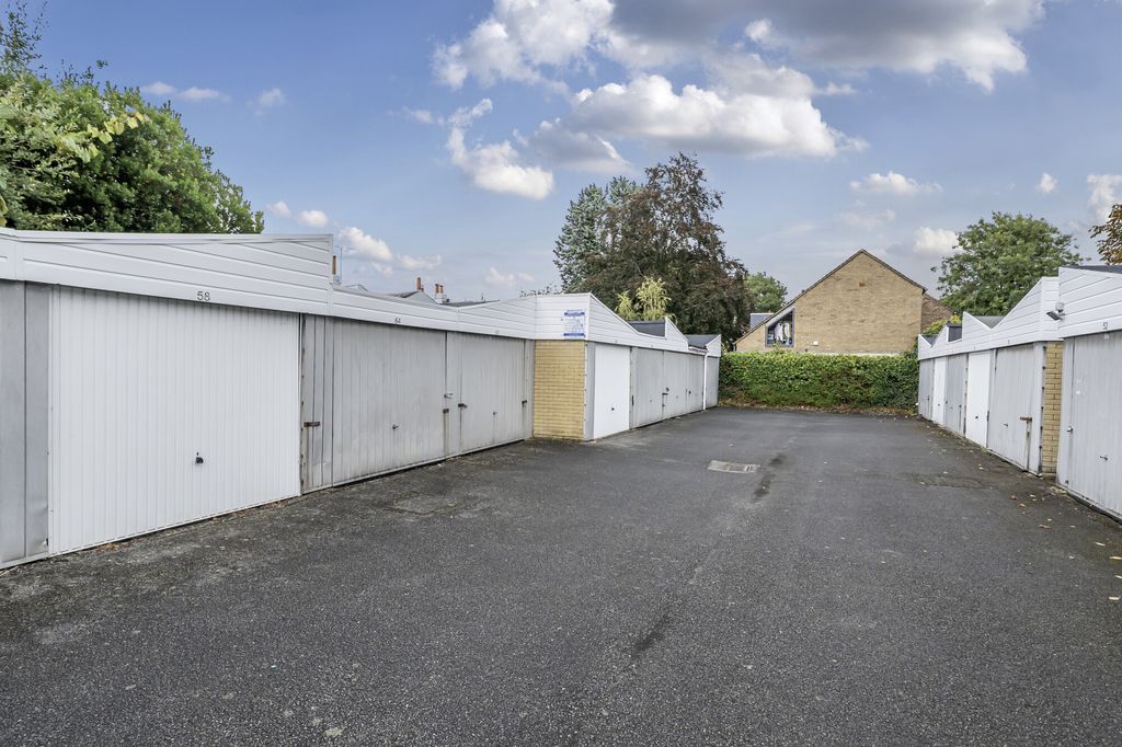Additional image 13 of 3 bed maisonette for saleEdinburgh Gardens, Windsor SL4