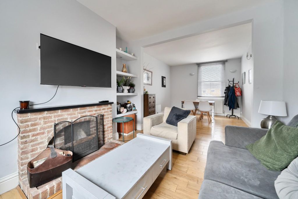 Additional image 6 of 3 bed maisonette for saleOxford Road, Windsor, Berkshire SL4