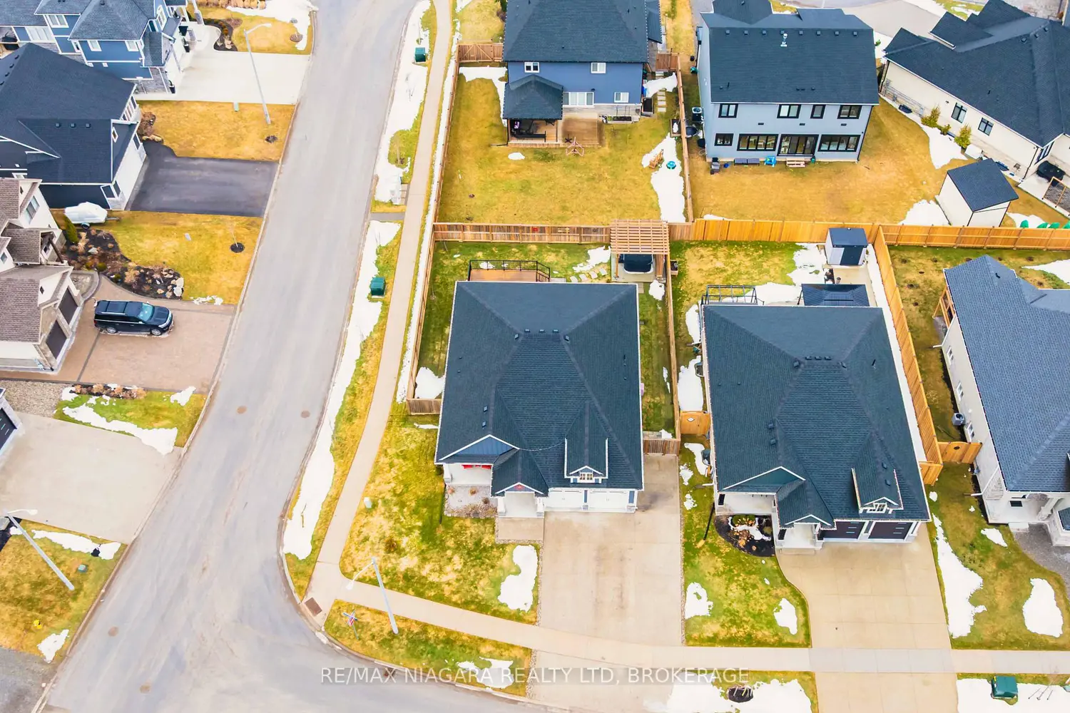 Additional image 14 of 3616 Canfield Crescent
