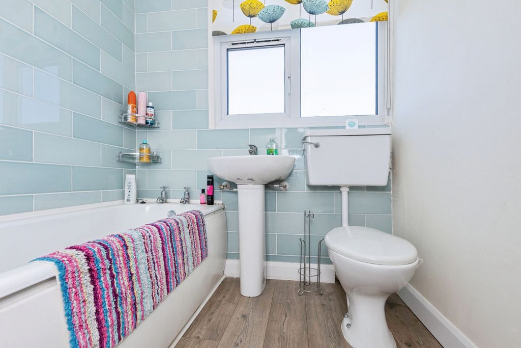 Additional image 11 of 4 bed semi-detached house for saleFosse Close, Hinckley LE10