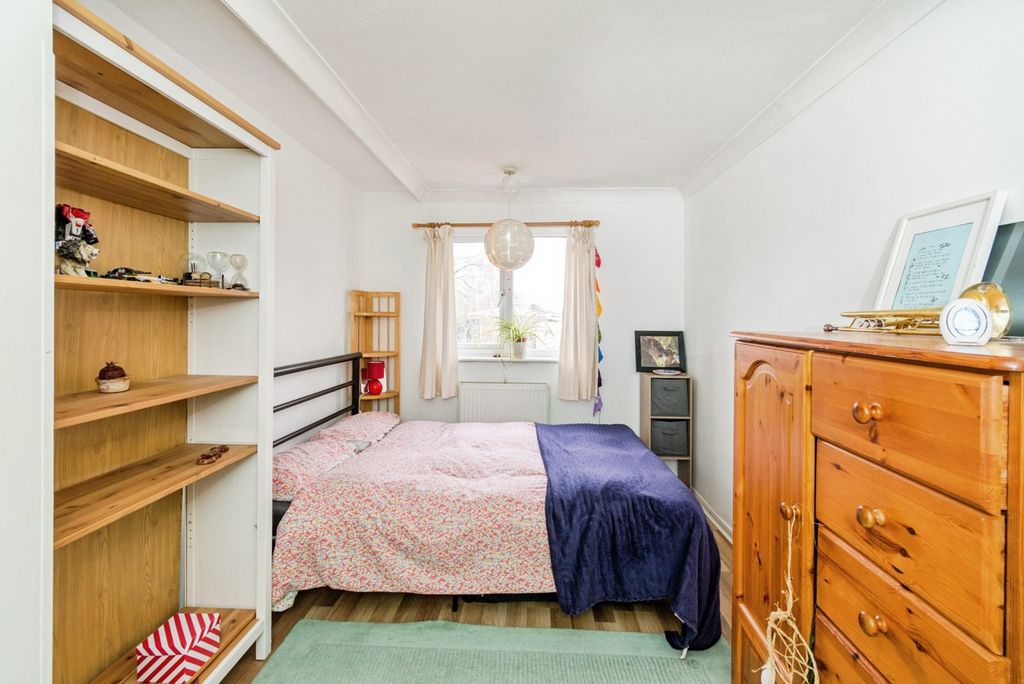 Additional image 12 of 3 bed terraced house for saleWhitehouse Gardens, Regents Park, Southampton, Hampshire SO15