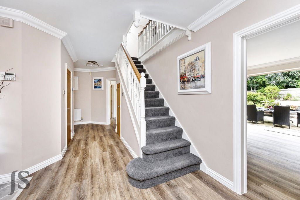Additional image 13 of 5 bed detached house for saleFirst Avenue, Worthing, West Sussex BN14
