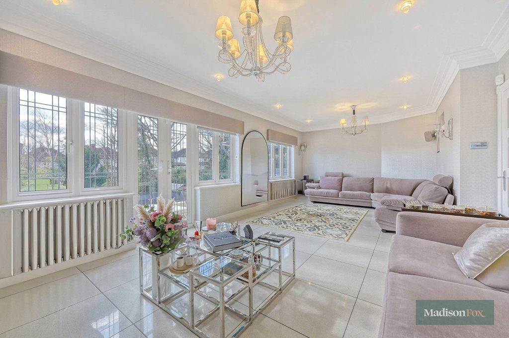 Additional image 6 of 5 bed detached house for saleThe Dell, Woodford Green IG8