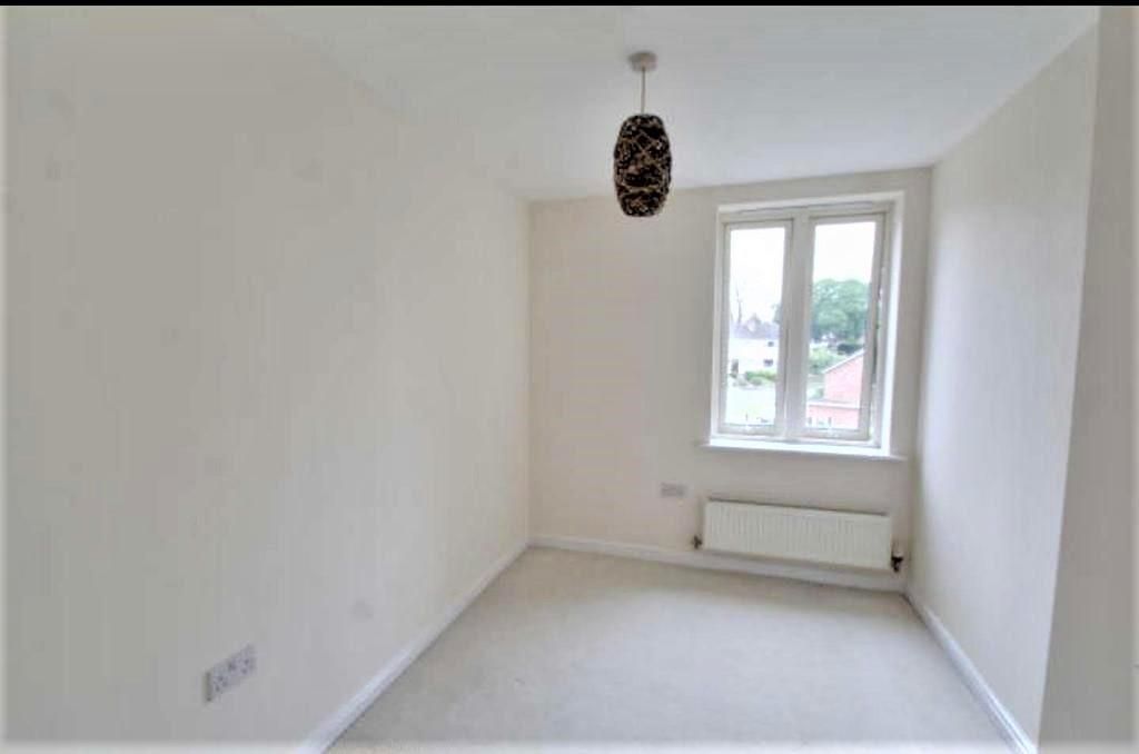 2 bed flat for saleHoneywell Close, Oadby, Leicester LE2 photo 4
