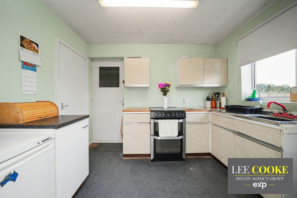 Additional image 12 of 3 bed detached house for saleMiles Meadow Close, Coppice Farm, Willenhall WV12