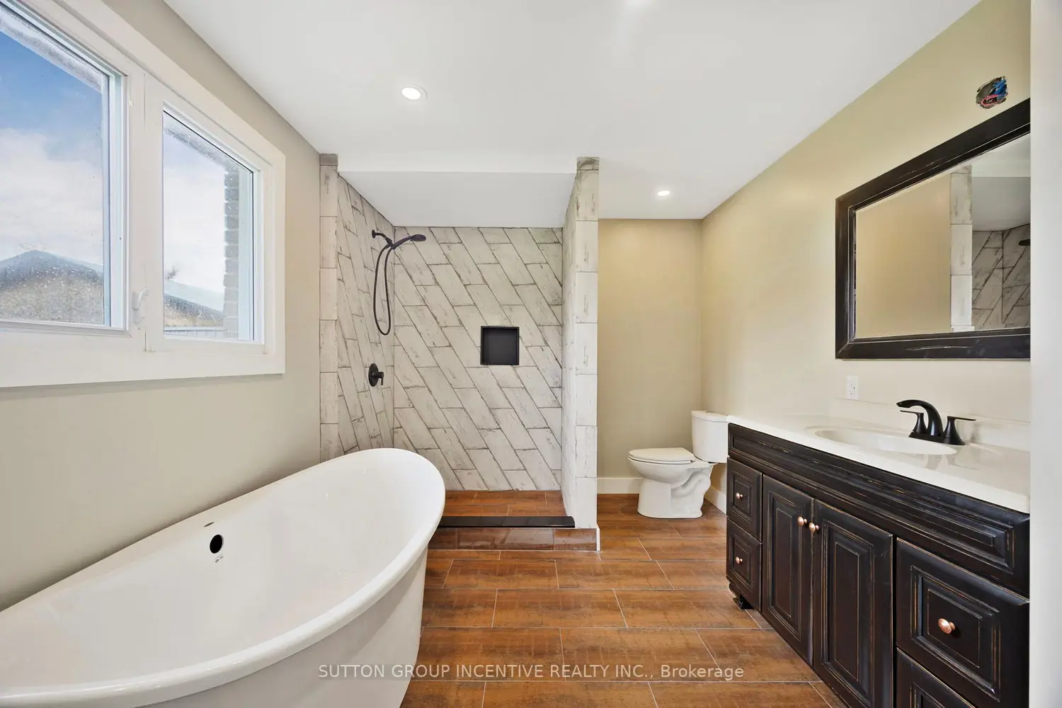 Additional image 8 of 2266 Foxmead Road