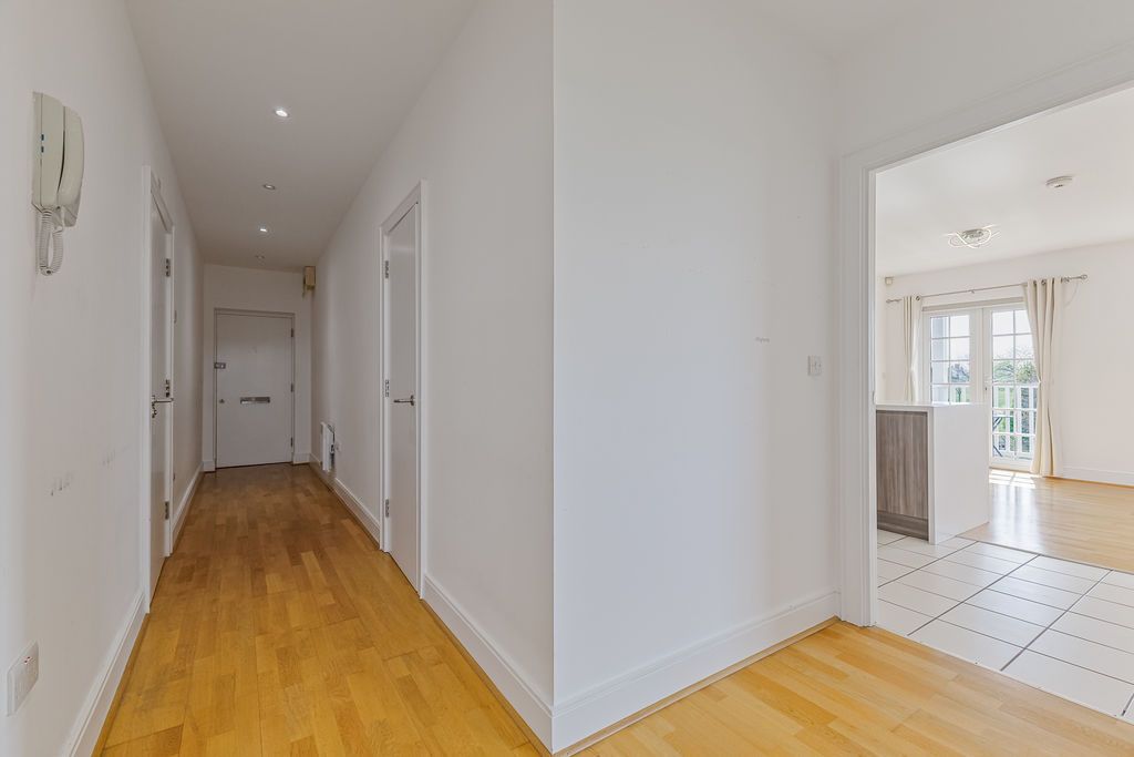 Additional image 15 of 2 bed flat for saleLewiston Close, Worcester Park KT4