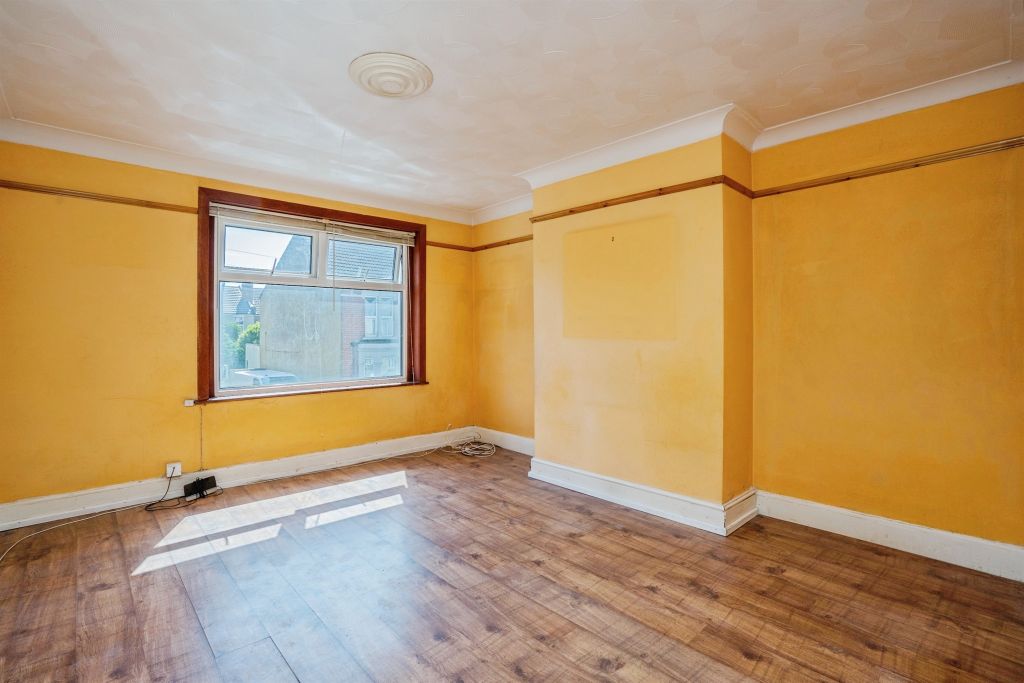 Additional image 5 of 2 bed flat for saleWinstanley Road, Portsmouth PO2