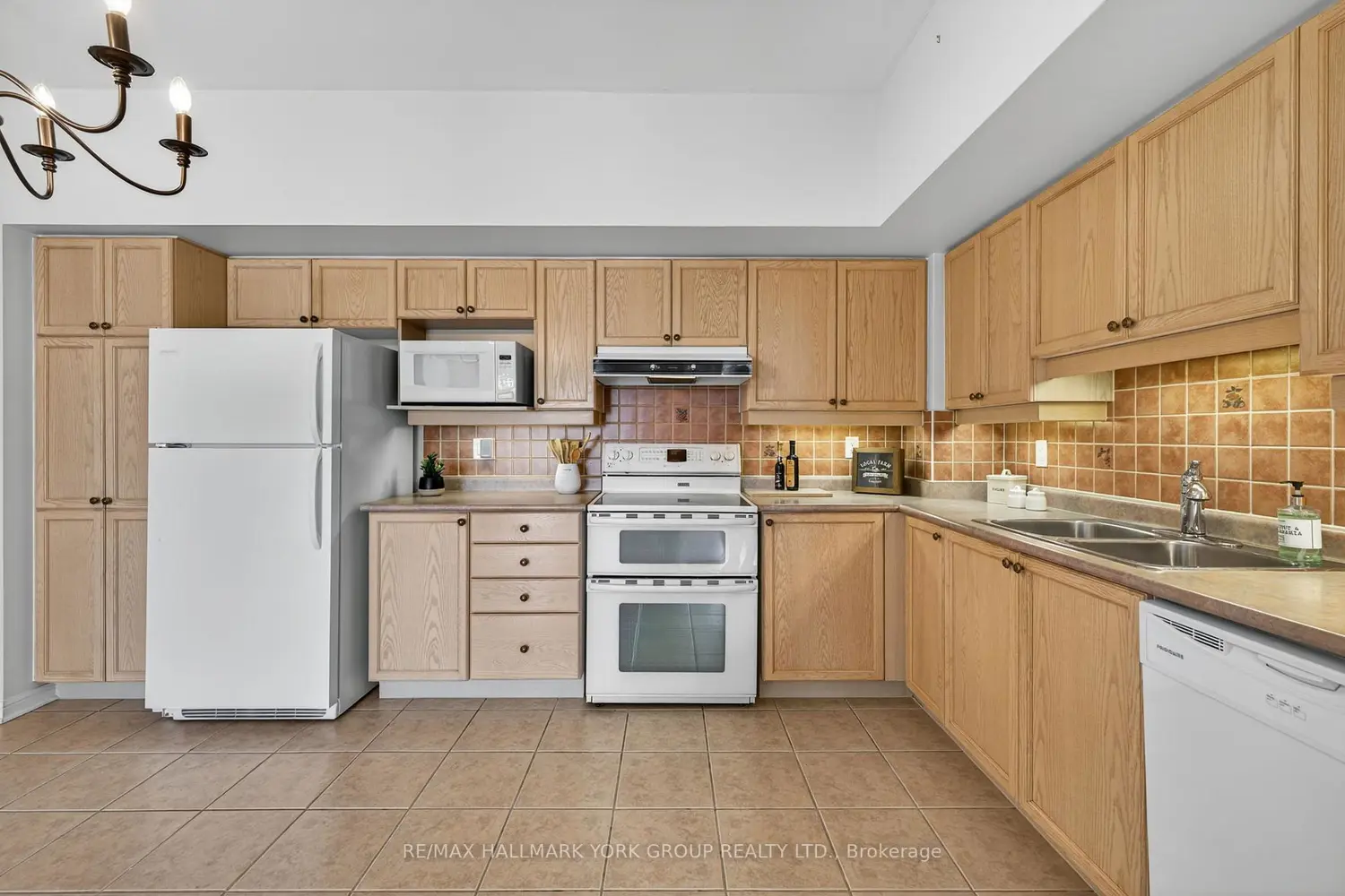 Additional image 6 of 2500 Rutherford Road 509
