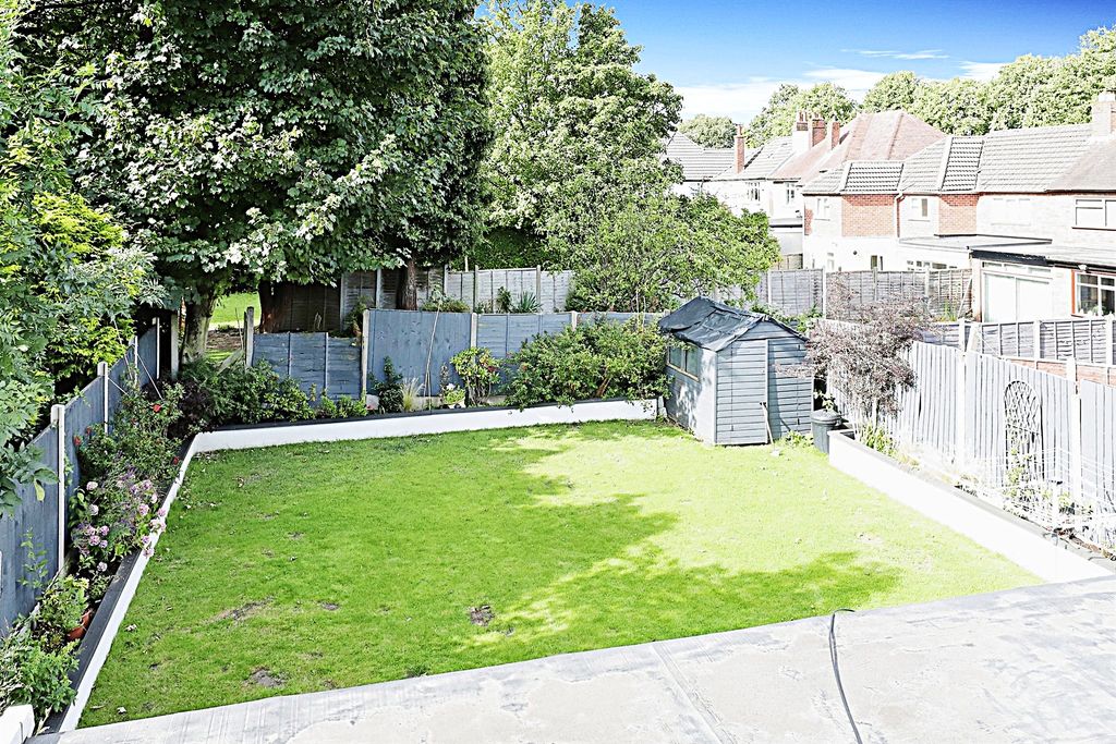Additional image 3 of 4 bed detached house for saleRosemary Crescent, Goldthorn Park, Wolverhampton WV4