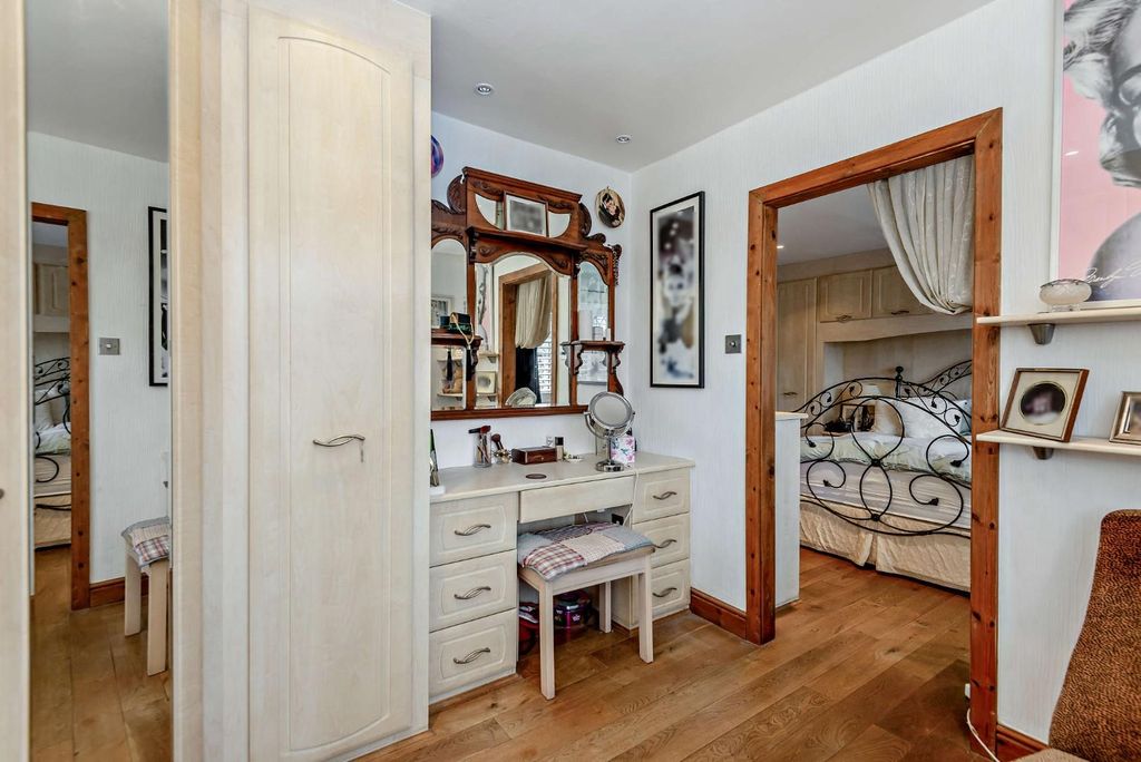 Additional image 22 of 4 bed detached house for saleClockhouse Lane, Ashford TW15