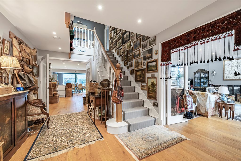 Additional image 7 of 6 bed detached house for saleCedar Heights, Richmond TW10