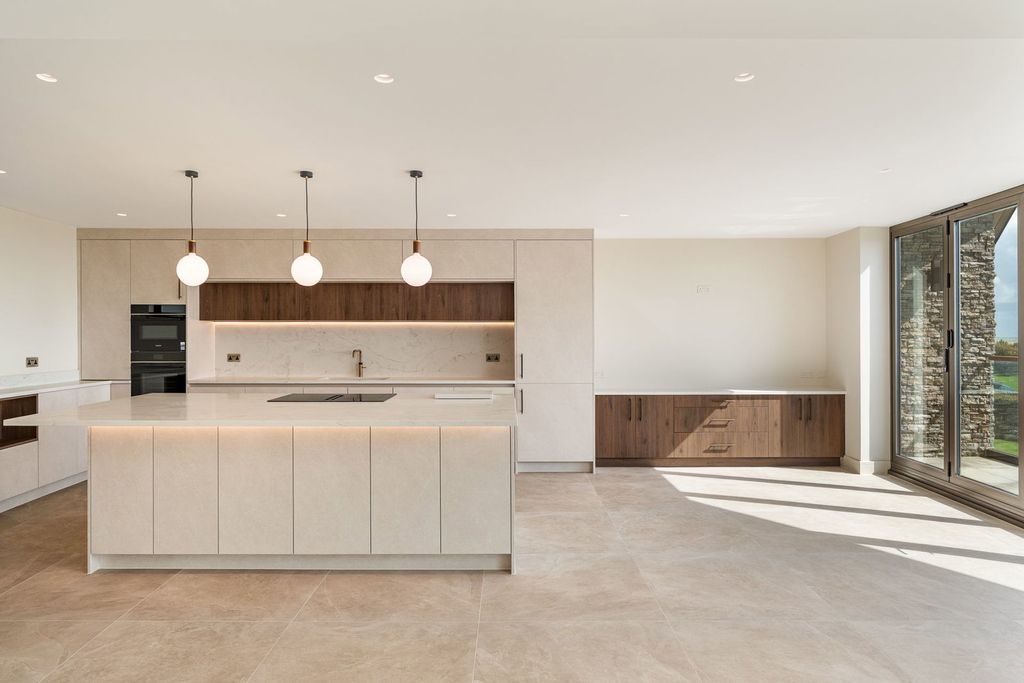 Additional image 4 of 5 bed detached house for saleMarine Drive, Goring-By-Sea, Worthing BN12
