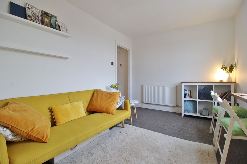 Additional image 7 of 1 bed flat for saleSouth Parade, Southsea PO5