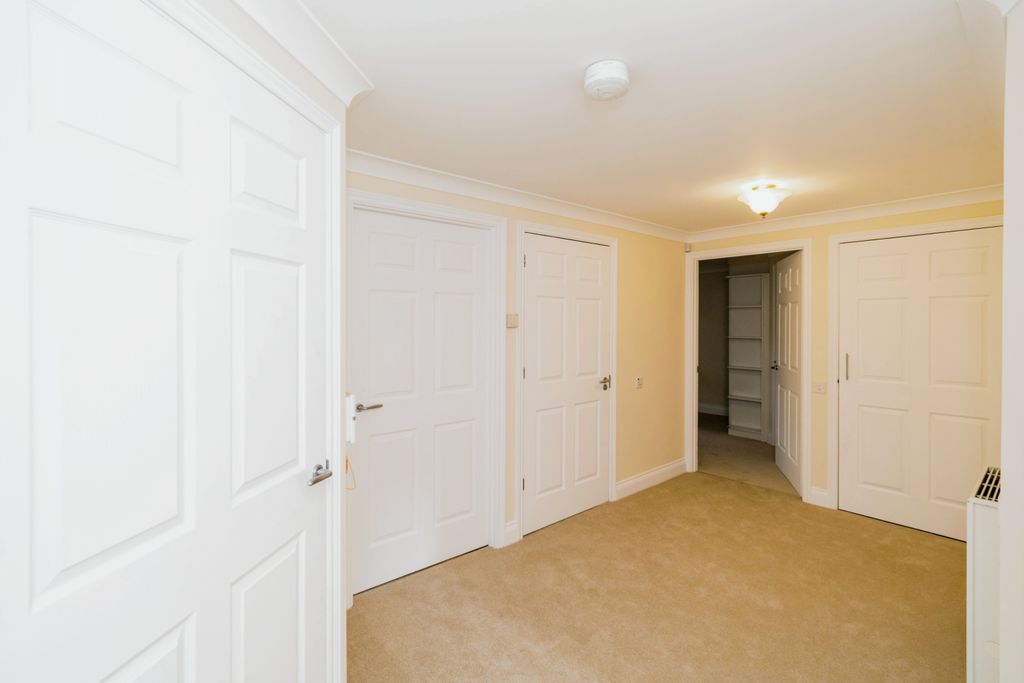 Additional image 13 of 2 bed flat for saleRollesbrook Gardens, Southampton, Hampshire SO15