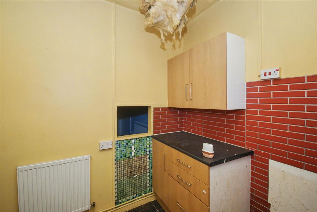 Additional image 4 of 2 bed flat for saleNN17, Corporation Street, Corby