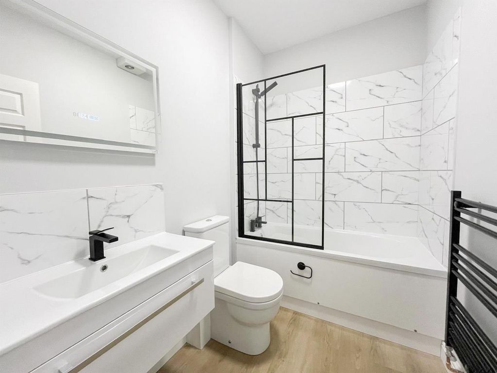 Additional image 13 of 2 bed flat for saleThe Ridge, Hastings TN34