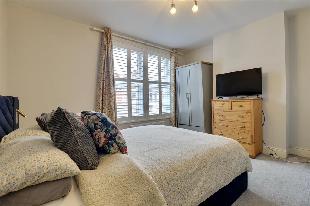Additional image 10 of 3 bed terraced house for saleEmpshott Road, Southsea PO4