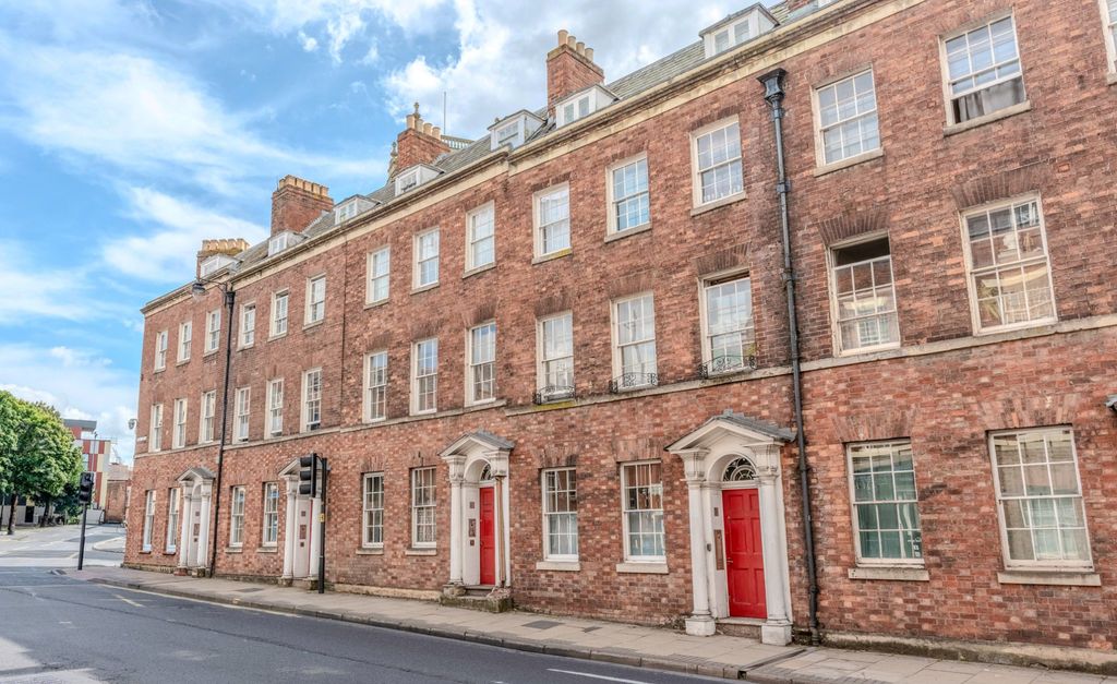 25 bed terraced house for saleBridge Street, Worcester WR1