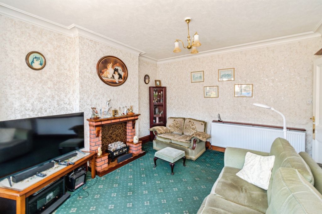 Additional image 3 of 4 bed detached house for saleSt. James Road, Southampton SO15