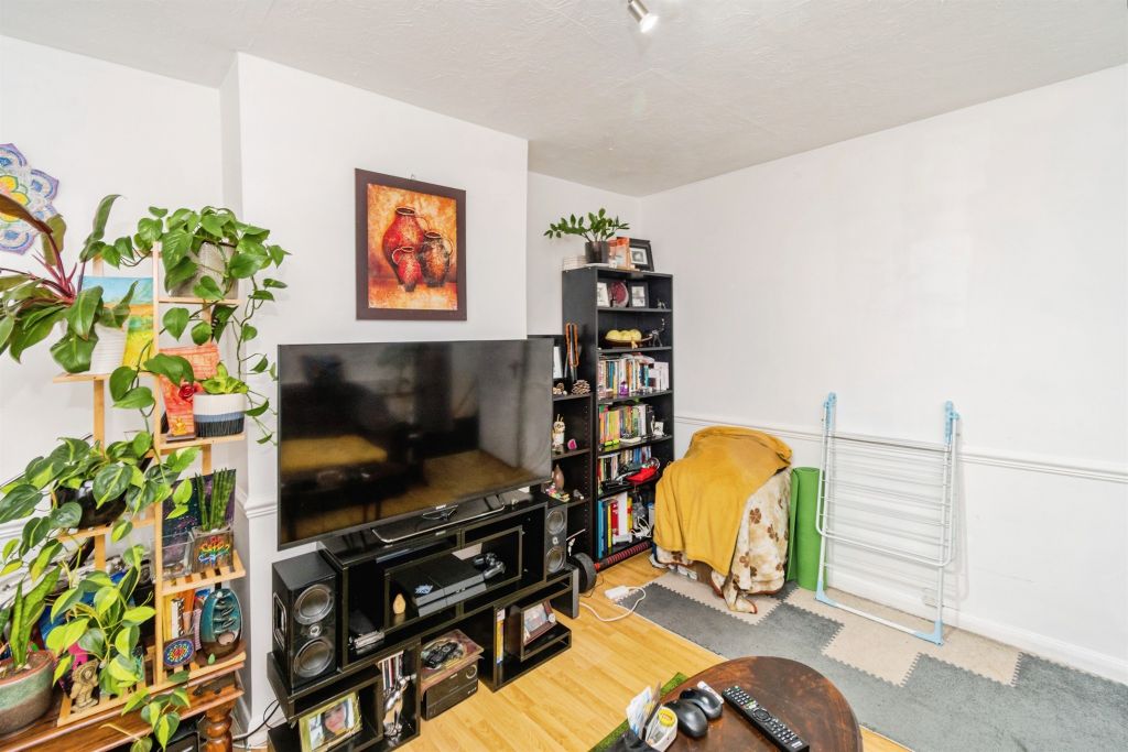 Additional image 3 of 1 bed maisonette for saleSpring Close, Southampton SO19