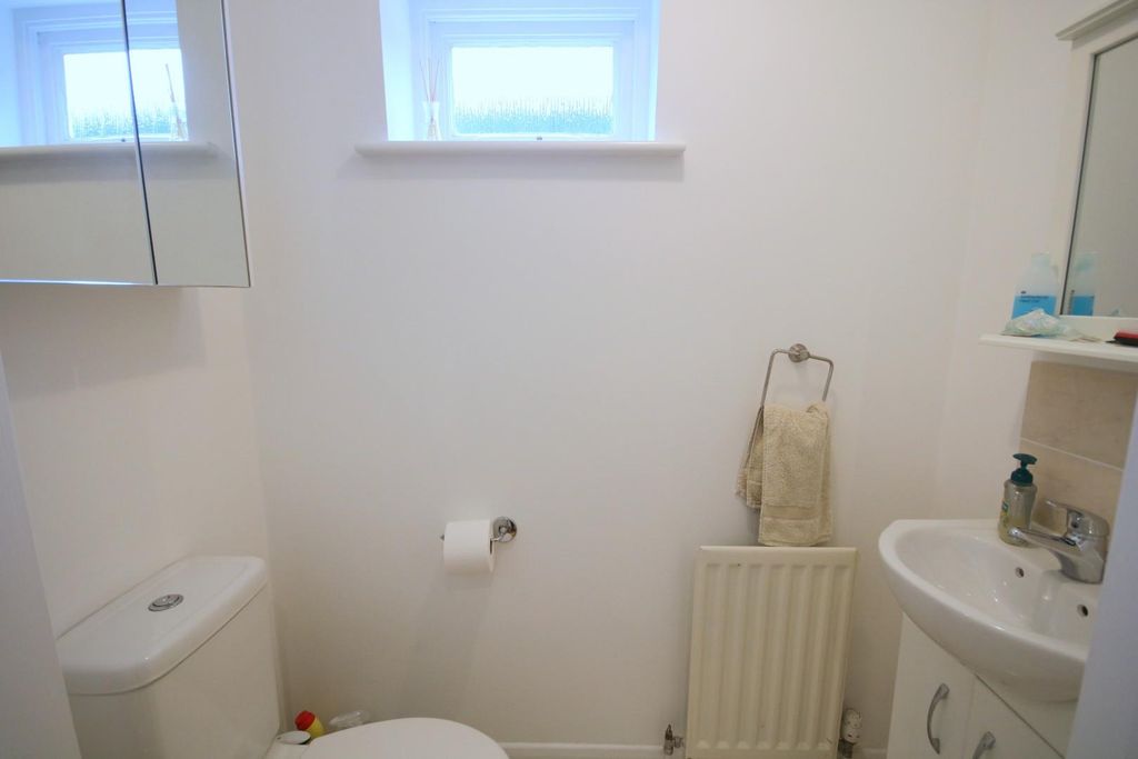 Additional image 14 of 3 bed end terrace house for saleRowan Close, Ashford TW15