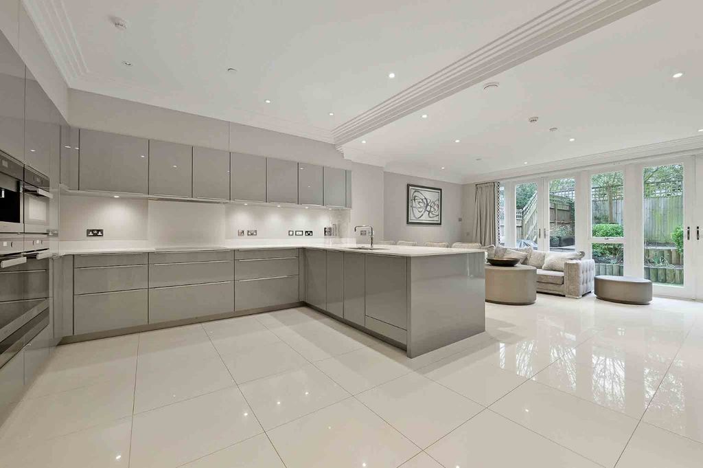 Additional image 3 of 5 bed terraced house for saleKings Road, Windsor, Berkshire SL4