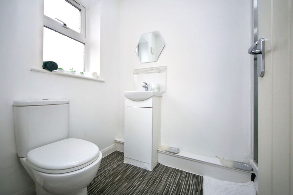 Additional image 23 of 4 bed detached house for saleBakewell Drive, Wigan WN6