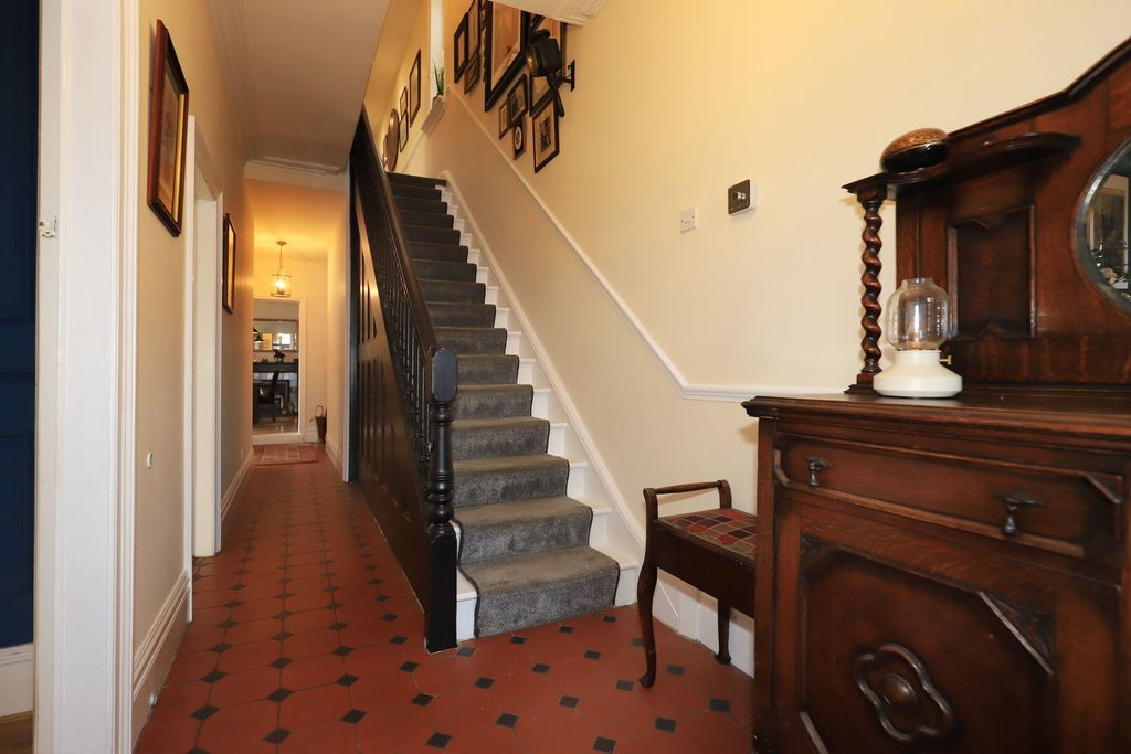 Additional image 2 of 5 bed detached house for saleSandbeds Road, Willenhall WV12