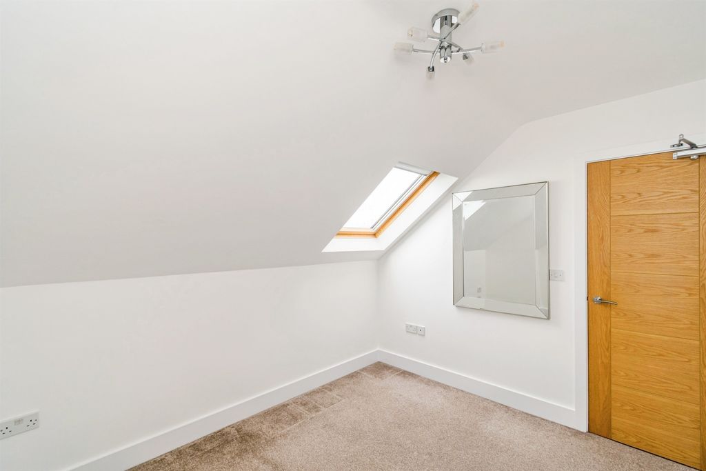 Additional image 14 of 4 bed end terrace house for saleOld Mill Way, Southampton SO16