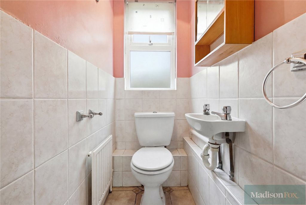 Additional image 12 of 3 bed flat for saleParkmore Close, Woodford Green IG8
