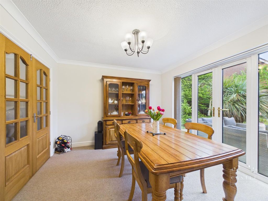 Additional image 9 of 5 bed detached house for saleLychgate Close, Burbage, Hinckley LE10