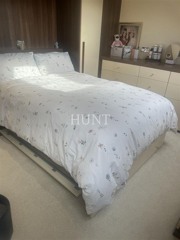 Additional image 11 of 2 bed flat for saleMontague House, Repton Park, Woodford Green, Essex IG8